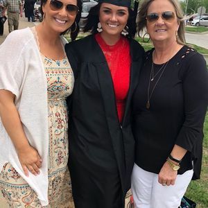 Meet your Posher, Robin